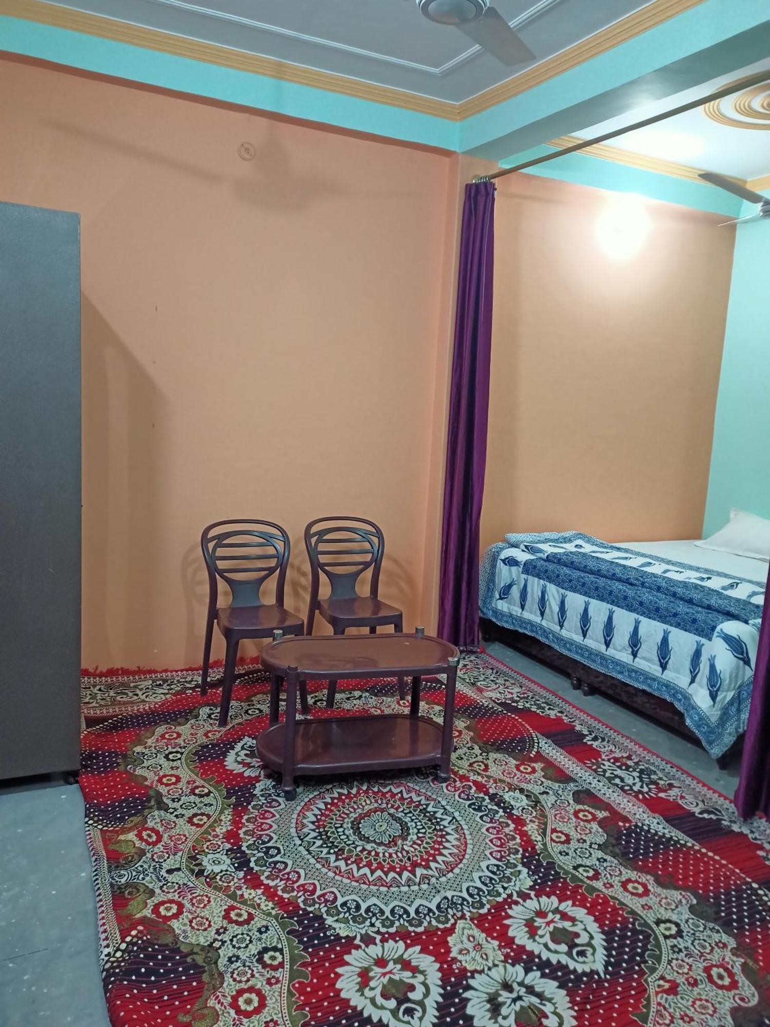 Girija Shail Bhavan Ayodhya Exteriör bild